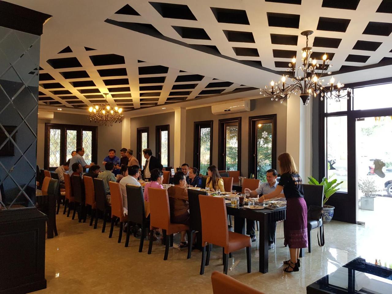 Khounmixay Hotel เวียงจันทน์ ภายนอก รูปภาพ